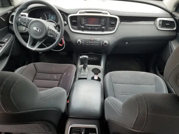5XYPG4A32HG223236 2017 KIA SORENTO - Image 8