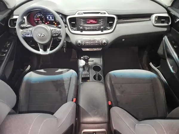 5XYPG4A32HG225780 2017 KIA SORENTO - Image 8