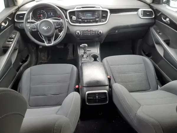 5XYPG4A32HG226444 2017 KIA SORENTO - Image 8