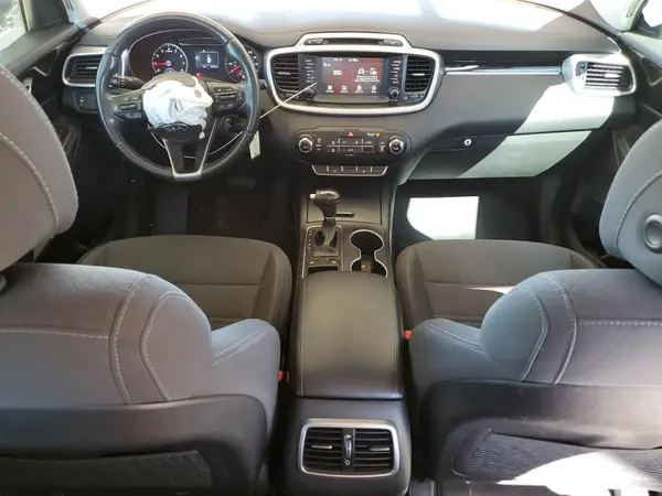5XYPG4A32HG231966 2017 KIA SORENTO - Image 8