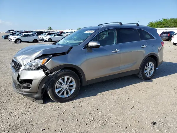 5XYPG4A32HG237251 2017 KIA SORENTO - Image 1