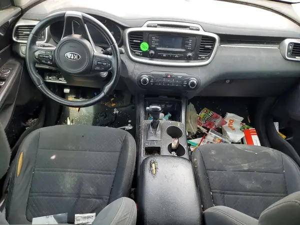 5XYPG4A32HG239825 2017 KIA SORENTO - Image 8