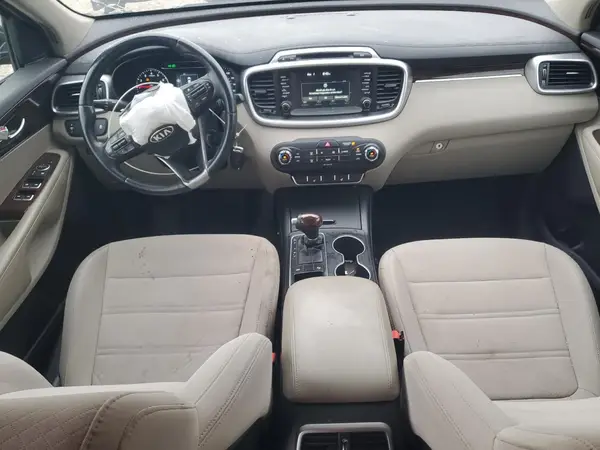 5XYPG4A32HG240845 2017 KIA SORENTO - Image 8