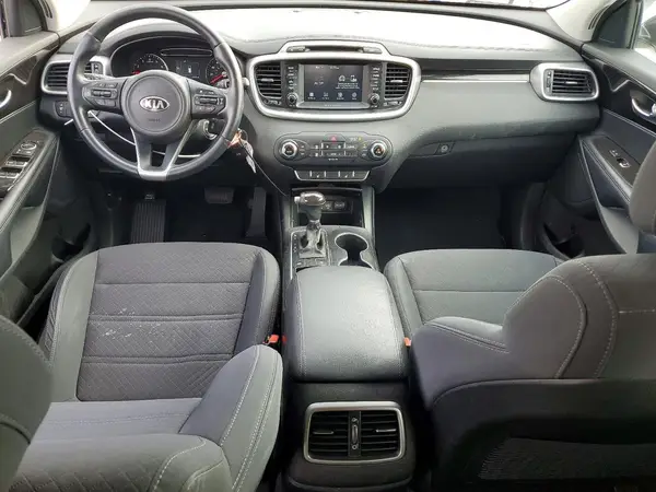 5XYPG4A32HG244667 2017 KIA SORENTO - Image 8