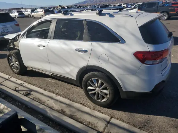 5XYPG4A32HG250954 2017 KIA SORENTO - Image 2