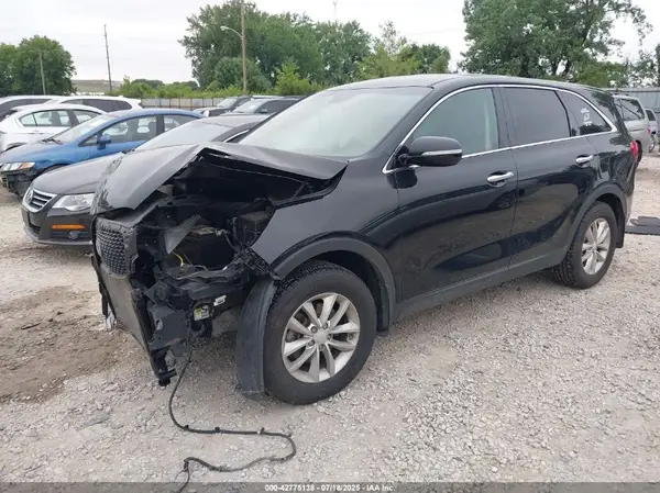 5XYPG4A32HG252008 2017 KIA SORENTO - Image 2