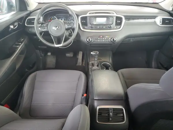 5XYPG4A32HG263512 2017 KIA SORENTO - Image 8