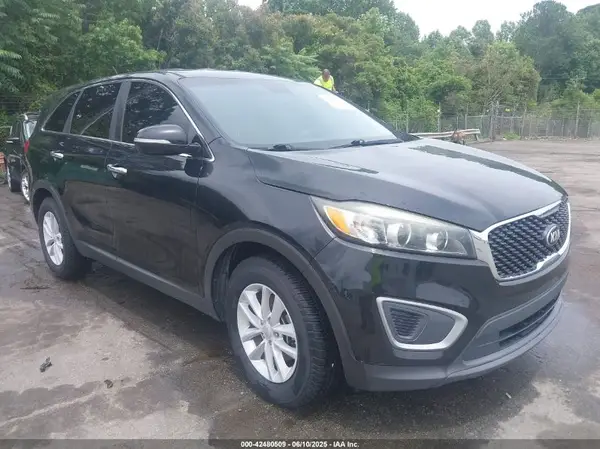 5XYPG4A32HG265440 2017 KIA SORENTO - Image 1