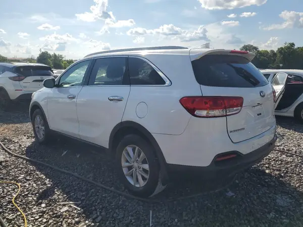5XYPG4A32HG273778 2017 KIA SORENTO - Image 2