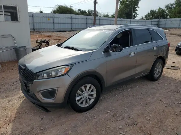 5XYPG4A32HG276566 2017 KIA SORENTO - Image 1