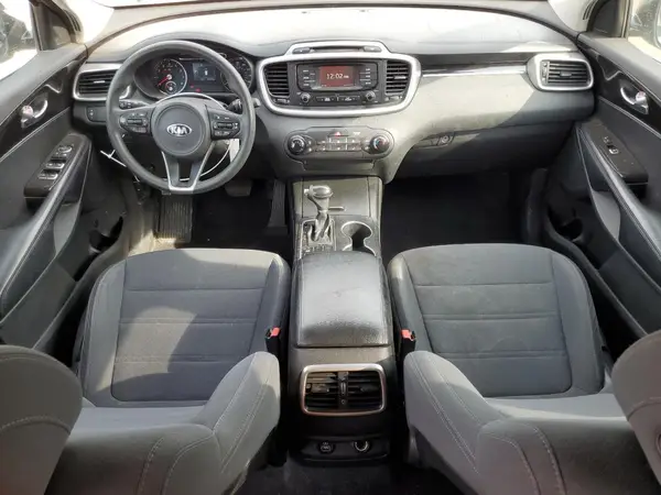 5XYPG4A32HG276566 2017 KIA SORENTO - Image 8