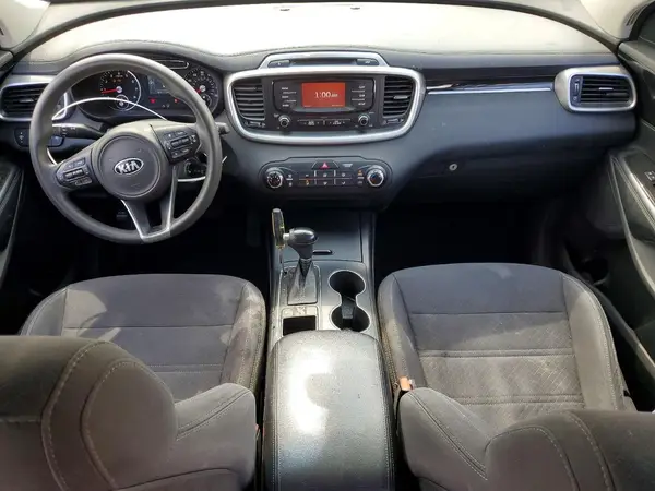 5XYPG4A32HG287471 2017 KIA SORENTO - Image 8