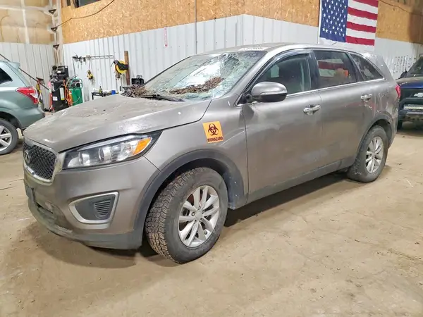 5XYPG4A32HG287504 2017 KIA SORENTO - Image 1