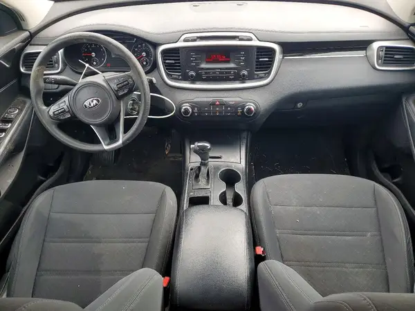 5XYPG4A32HG293030 2017 KIA SORENTO - Image 8