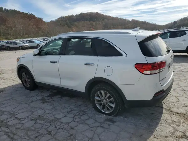 5XYPG4A32HG304334 2017 KIA SORENTO - Image 2
