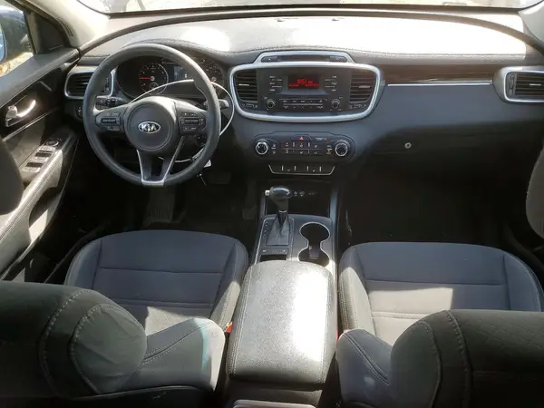 5XYPG4A32HG306763 2017 KIA SORENTO - Image 8