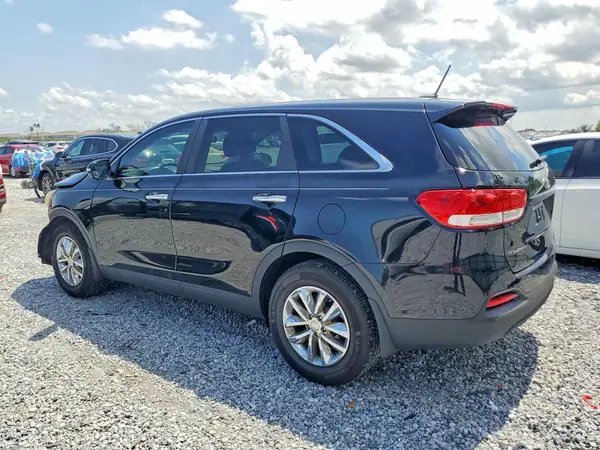 5XYPG4A32HG324020 2017 KIA SORENTO - Image 2