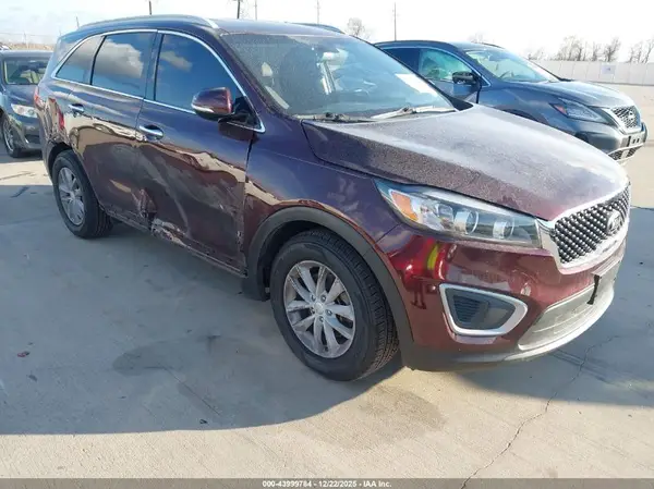 5XYPG4A32JG339316 2018 KIA SORENTO - Image 1