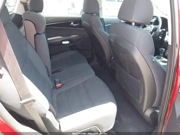 5XYPG4A32JG344273 2018 KIA SORENTO - Image 8