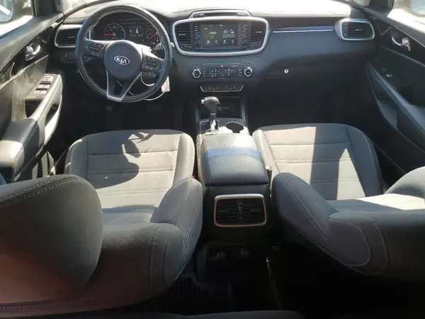 5XYPG4A32JG347108 2018 KIA SORENTO - Image 8