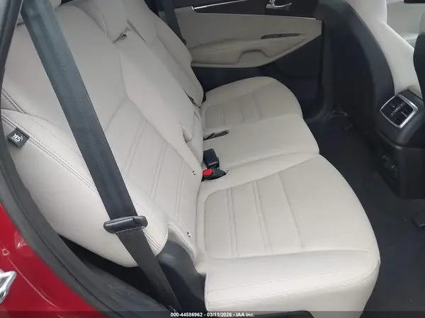 5XYPG4A32JG350252 2018 KIA SORENTO - Image 8