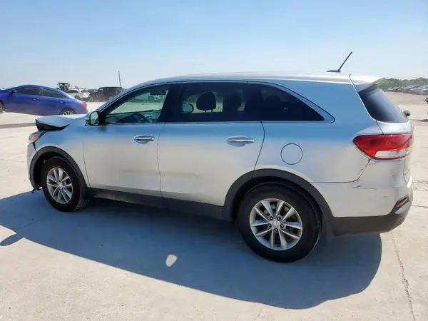 5XYPG4A32JG372767 2018 KIA SORENTO - Image 2