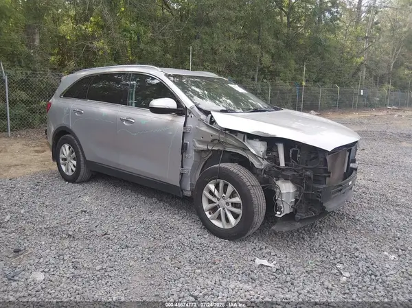5XYPG4A32JG373630 2018 KIA SORENTO - Image 1