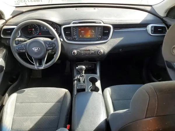 5XYPG4A32JG386667 2018 KIA SORENTO - Image 8