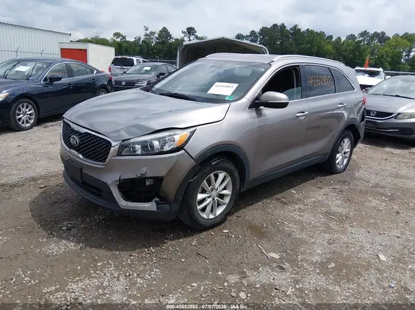 5XYPG4A32JG403872 2018 KIA SORENTO - Image 2