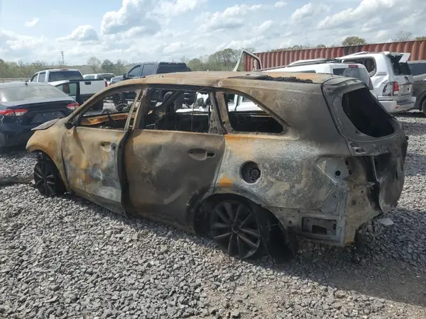 5XYPG4A32JG407744 2018 KIA SORENTO - Image 2