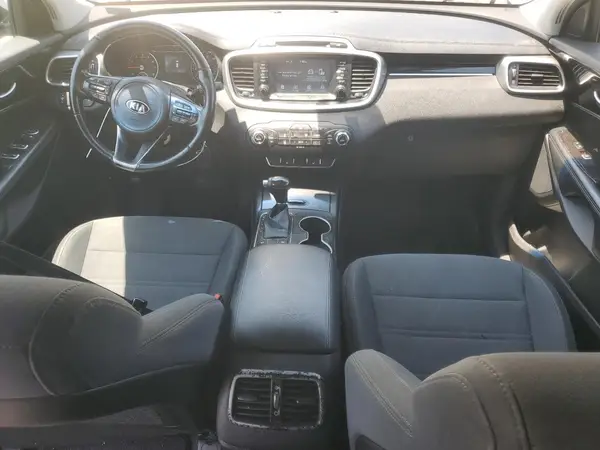 5XYPG4A32JG412586 2018 KIA SORENTO - Image 8