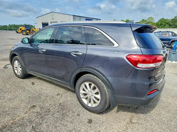 5XYPG4A32JG412622 2018 KIA SORENTO - Image 2