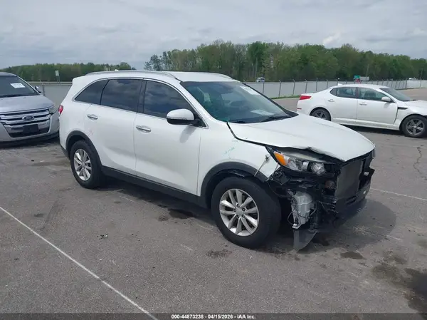 5XYPG4A32JG415908 2018 KIA SORENTO - Image 1