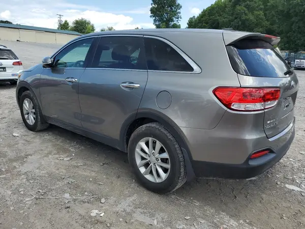 5XYPG4A32JG417397 2018 KIA SORENTO - Image 2