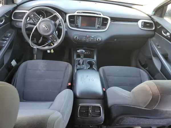 5XYPG4A32JG423328 2018 KIA SORENTO - Image 8