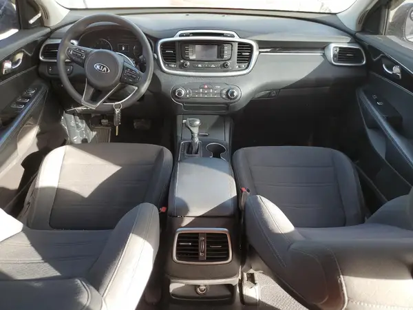5XYPG4A32JG427430 2018 KIA SORENTO - Image 8