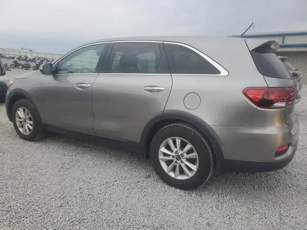 5XYPG4A32KG436145 2019 KIA SORENTO - Image 2