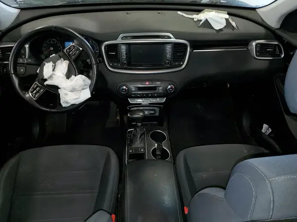 5XYPG4A32KG436548 2019 KIA SORENTO - Image 8