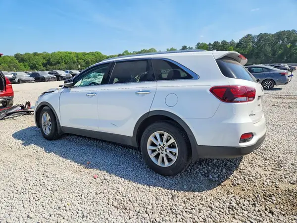 5XYPG4A32KG444889 2019 KIA SORENTO - Image 2