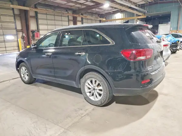 5XYPG4A32KG451289 2019 KIA SORENTO - Image 2