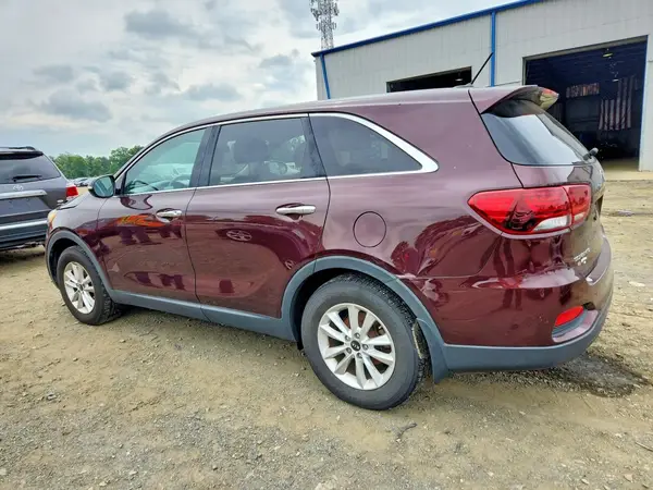 5XYPG4A32KG452197 2019 KIA SORENTO - Image 2