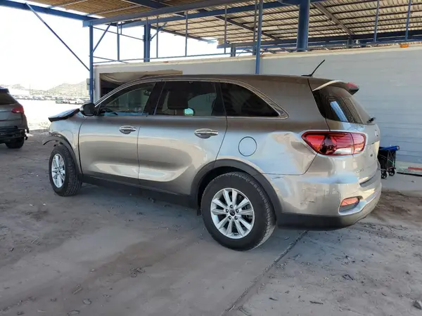 5XYPG4A32KG457318 2019 KIA SORENTO - Image 2