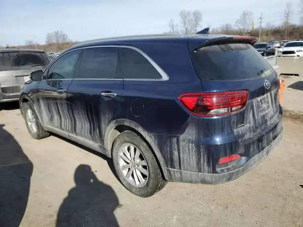 5XYPG4A32KG463068 2019 KIA SORENTO - Image 2