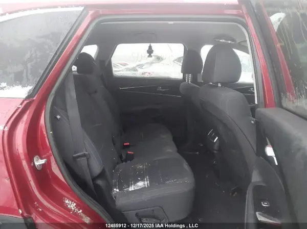 5XYPG4A32KG493770 2019 KIA SORENTO - Image 8