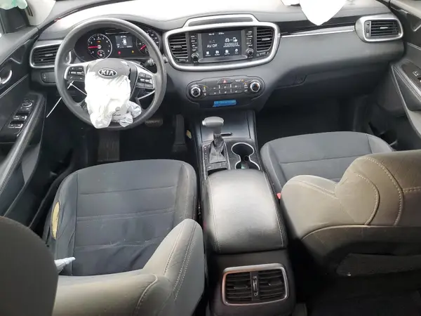 5XYPG4A32KG501401 2019 KIA SORENTO - Image 8