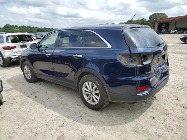5XYPG4A32KG501592 2019 KIA SORENTO - Image 2
