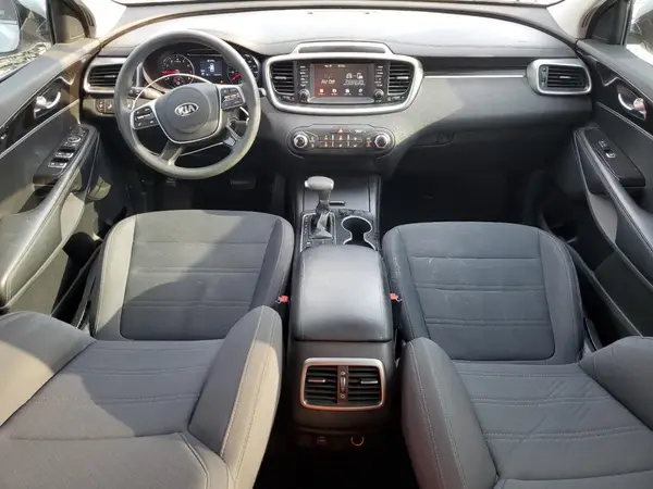 5XYPG4A32KG510681 2019 KIA SORENTO - Image 8