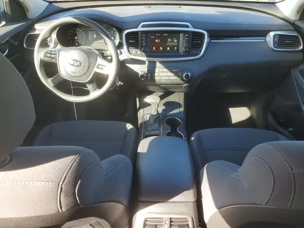 5XYPG4A32KG511653 2019 KIA SORENTO - Image 8