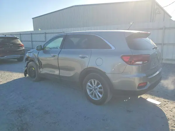 5XYPG4A32KG512673 2019 KIA SORENTO - Image 2