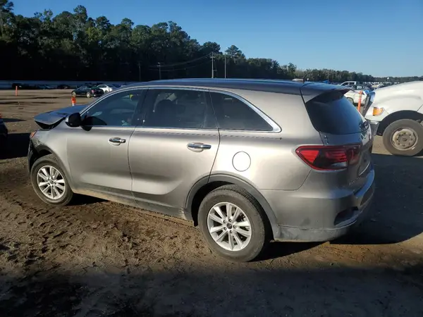 5XYPG4A32KG512690 2019 KIA SORENTO - Image 2